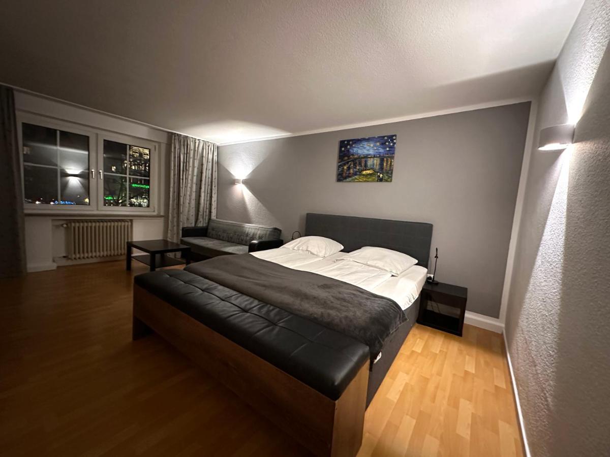 Altstadthotel Hayk Am Rhein Кёльн Экстерьер фото